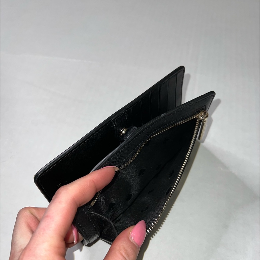Kate Spade wallet - Picture 3 of 7